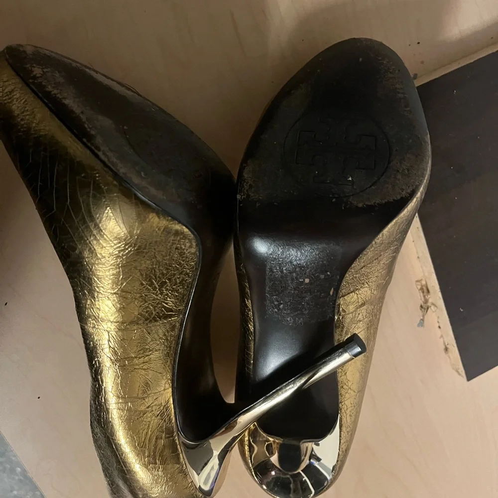 Tory Burch Bronze Crackle Leather Platform Pumps Heels Leather 4 1/4” 9 Jenna - Picture 5 of 6